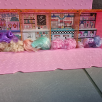 Lol (18) con espositore, Lil (6), animali (3)