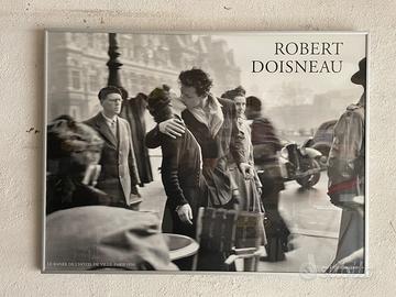 Poster incorniciato “Il bacio dell’Hotel de Ville”