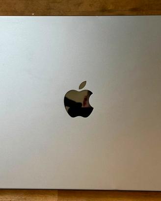 Macbook Pro M1 14”