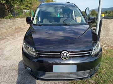 wolkswagen caddy maxi 7 posti full metano 