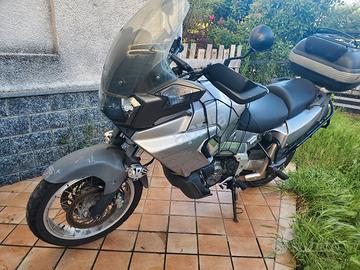 aprilia caponord etv1000 del 2002 