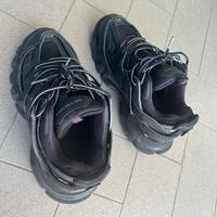 Balenciaga track