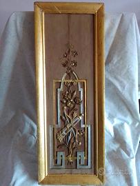 Fregio in legno, a bassorilievo con grottesca