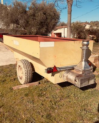 Carrello strazzari per raccolta uve