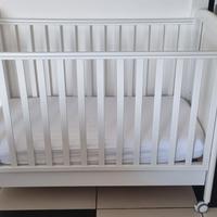 Lettino-culla nuovo compreso di  fasciatoio 