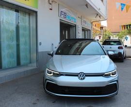 Volkswagen Golf 8 R LINE 2.0 TDI