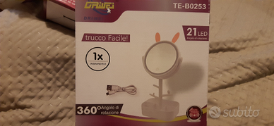 Trucco facile a specchio luce led