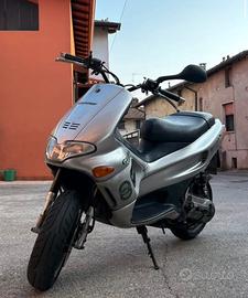 Gilera Runner 125 2t DADO ESTERNO