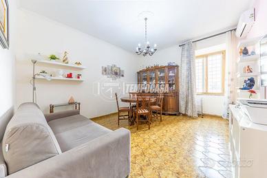 BILOCALE CON GIARDINO