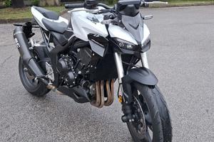 Honda hornet 1000