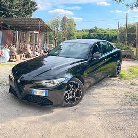 ALFA ROMEO Giulia (2016) - 2017