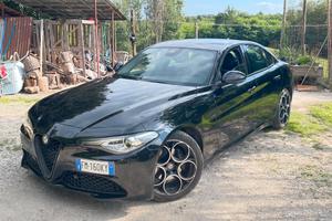 ALFA ROMEO Giulia (2016) - 2017