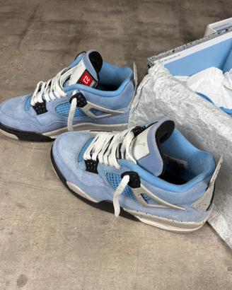 Air Jordan 4 Retro University Blue - EU 40