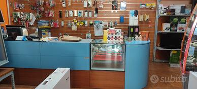 arredamento negozio 