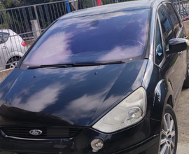 Ford S MAX