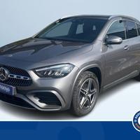 Mercedes-Benz GLA 250 E PLUG-IN HYBRID AUTOMA...