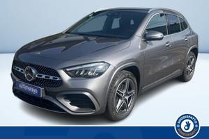 Mercedes-Benz GLA 250 E PLUG-IN HYBRID AUTOMA...