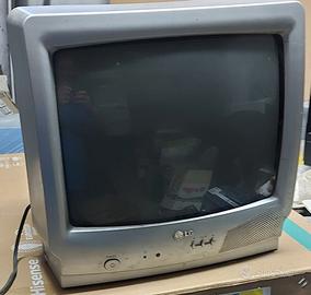 TELEVISORE LG  RETROGAMING TUBO CATODICO