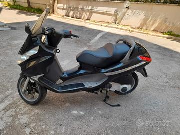 Piaggio X8 125