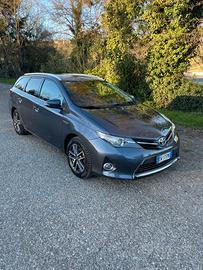 TOYOTA Auris Touring Sports 1.8 Hybrid Active