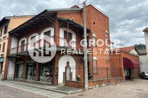 SOLARO - CENTRO AMPIO TRILOCALE