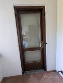Finestre e porte-finestre con persiane