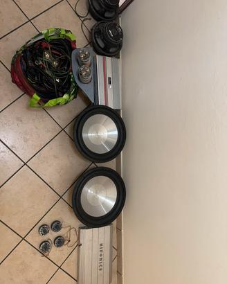 Impianto stereo auto