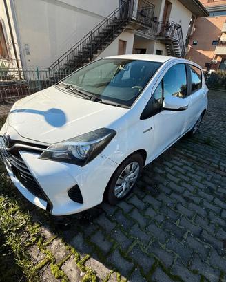 Toyota Yaris Hibrid 1.5