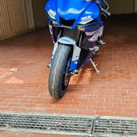 Yamaha r1