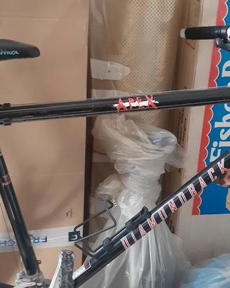 Diamondback nera. 26