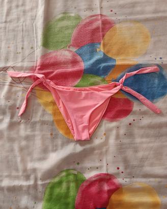 costume rosa acceso