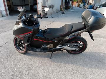 Honda integra 750 sport 