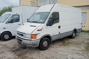 Iveco Daily C 2.3 TD 2004 Demolito - Per Ricambi