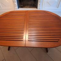 Tavolo ovale da giardino in legno + 4 sedie 