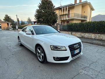 Audi A5 2.0 TDI S-Line Ambition 2011
