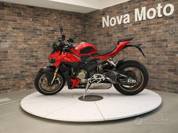 DUCATI Streetfighter - Streetfighter V4 S Red my25
