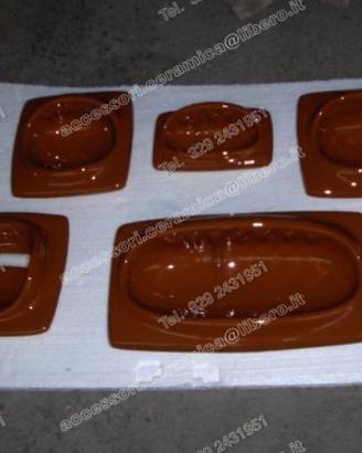 Portasapone e portarotolo bagno colorati anni 70