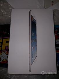 oggetto da collezione ipad mini white