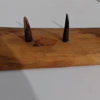 appendiabiti da taverna in legno e corno