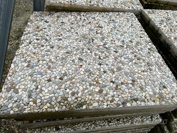 PIASTRELLE IN GRANIGLIA