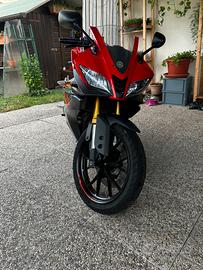 Yamaha YZF-R125 ABS 2016