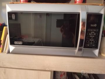microonde DELONGHI  con vaporiera 