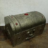 baule porta gioie in ferro