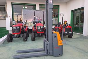 Carrello elvatore elettrico CDD15R-EN