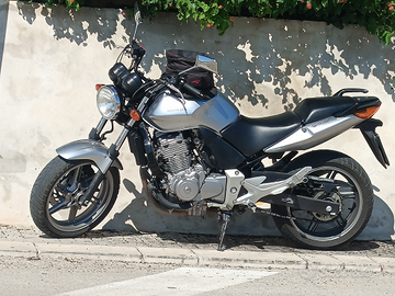 Naked Honda CBF 500 in perfette condizioni