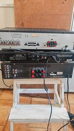 amplificatore e radio  casse 