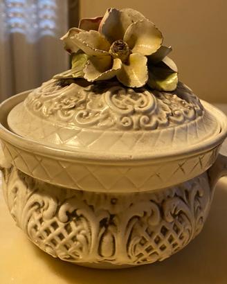Scatola in ceramica