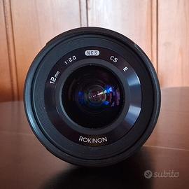 obiettivo Rokinon /Samyang 12 mm f2 per Sony E