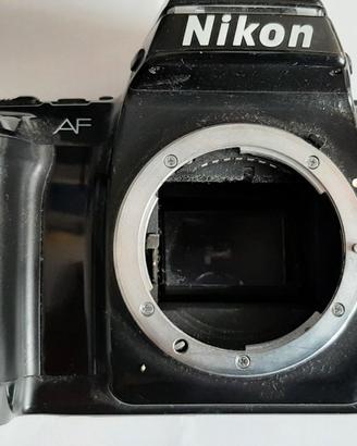 Nikon F601