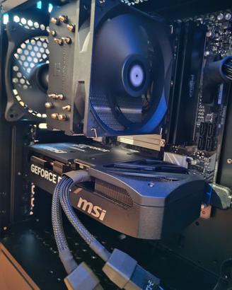 PC Gaming Ryzen 7700 + Rtx 5070 + 32gb ddr5 + 2Tb
